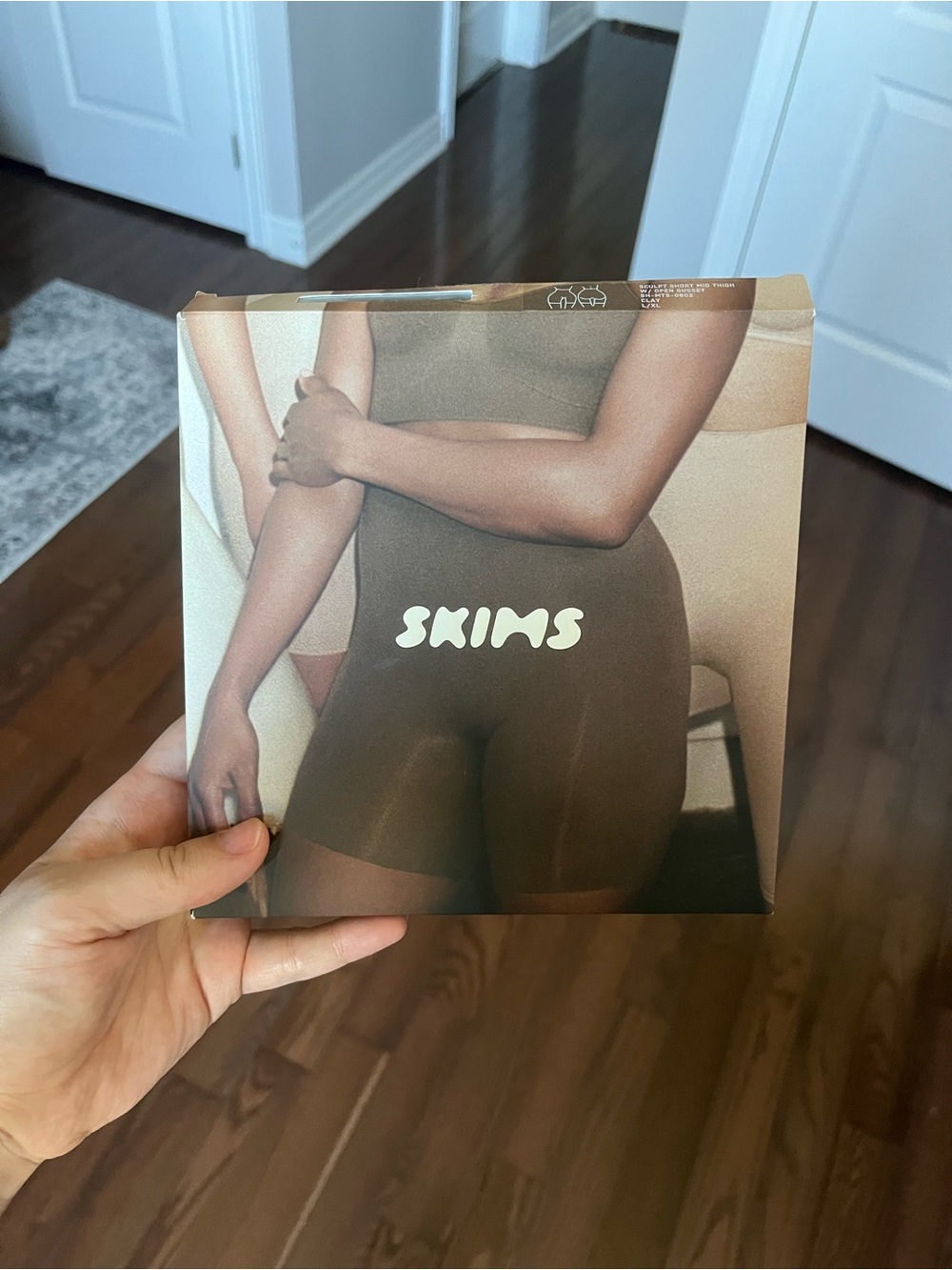SKIMS sculpt short mid thigh w/ open gusset L/XL in shade CLAY